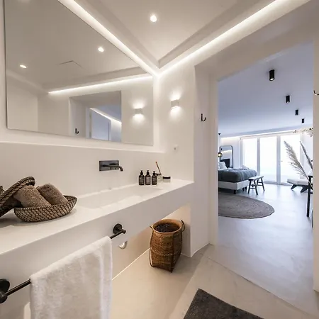 Joy Mykonos Boutique *