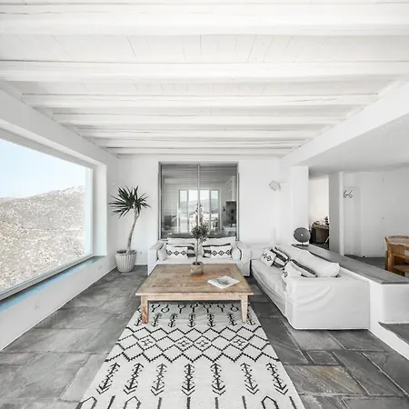 Joy Mykonos Boutique Ано Мера